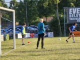 Training eerste selectie S.K.N.W.K. van donderdag 22 mei 2025 (92/109)